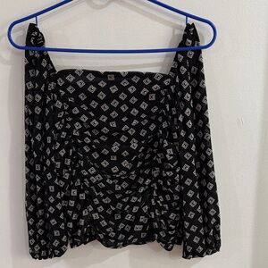 Fashion Brand Company Black and White Diamond Blouse